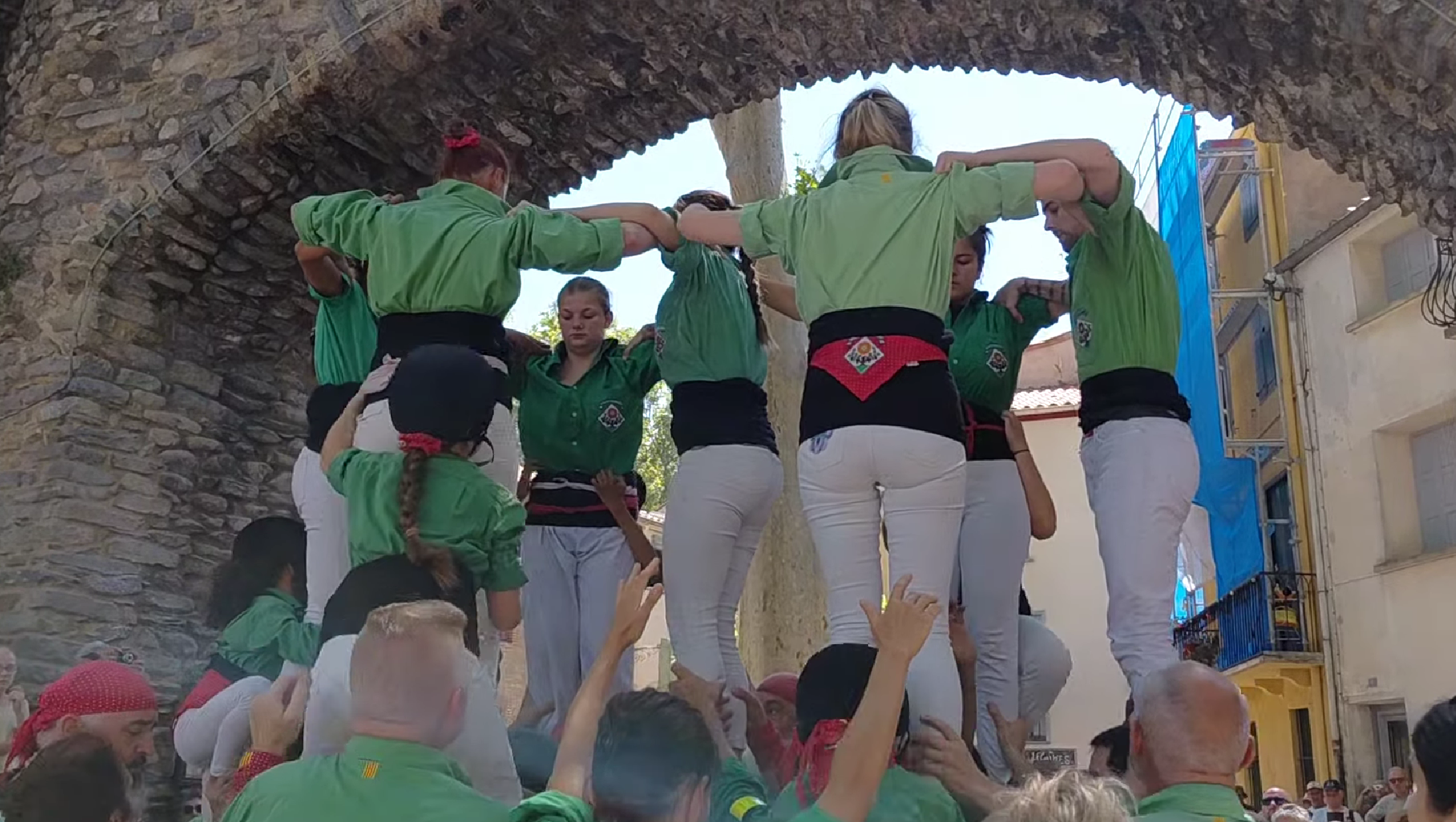 Castells a la Capital de la cirera